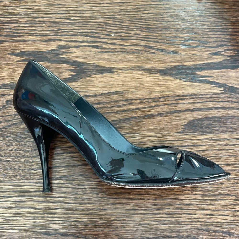 STUART WEITZMAN Sashay Black Soft Patent Leather Heels Size 9